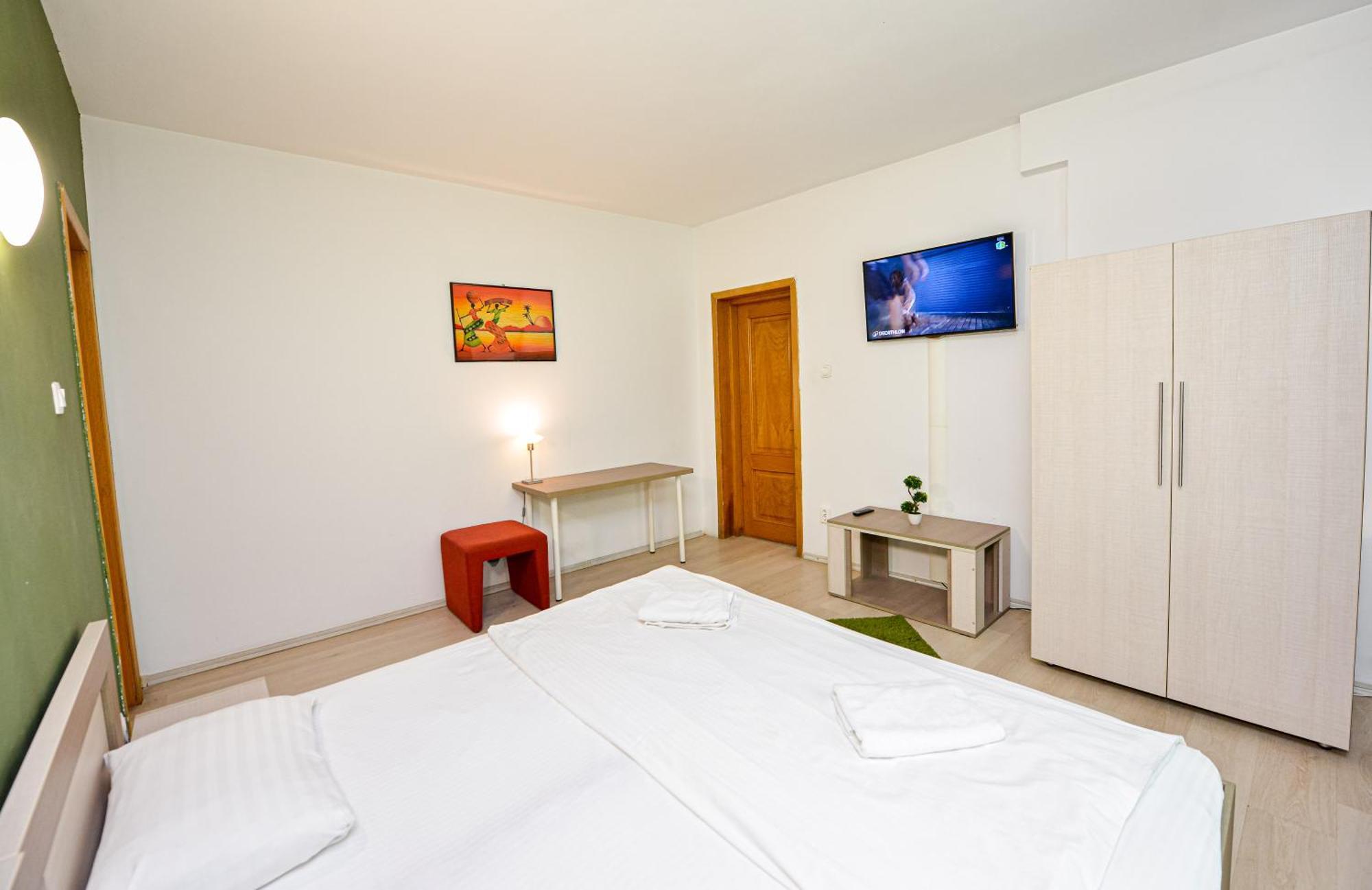 Unirii Suites Bukares Bagian luar foto